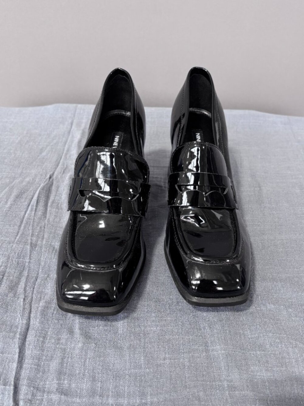 Nine West Zest Heeled Loafers Size 8 / M / Black Patent Leather - Picture 3 of 10